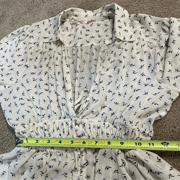 Free People Collette Button down Blouse Top Size Medium - Picture 4 of 8